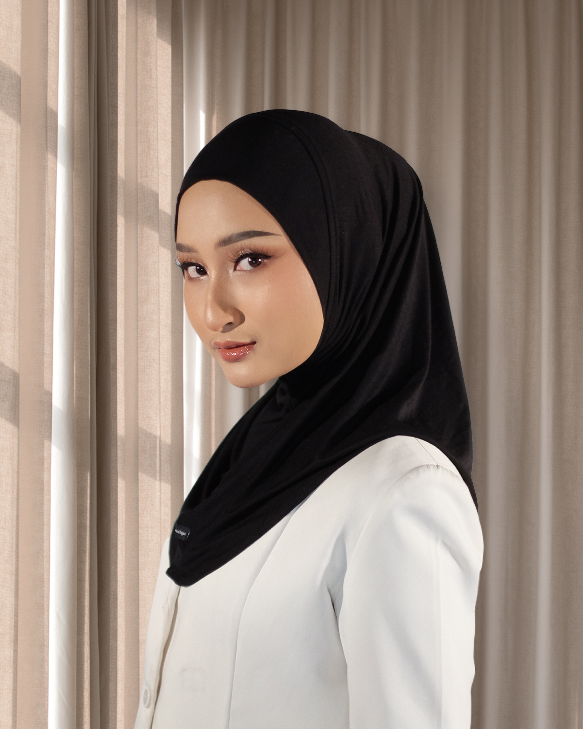 MOMENTUM SPORT BERGO BLACK